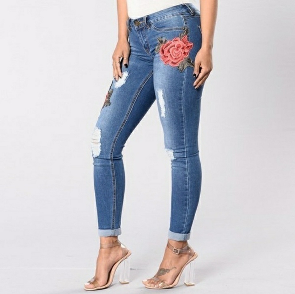 Designer ๐ Skinny Emboderly Jeans - Picture 2 of 6